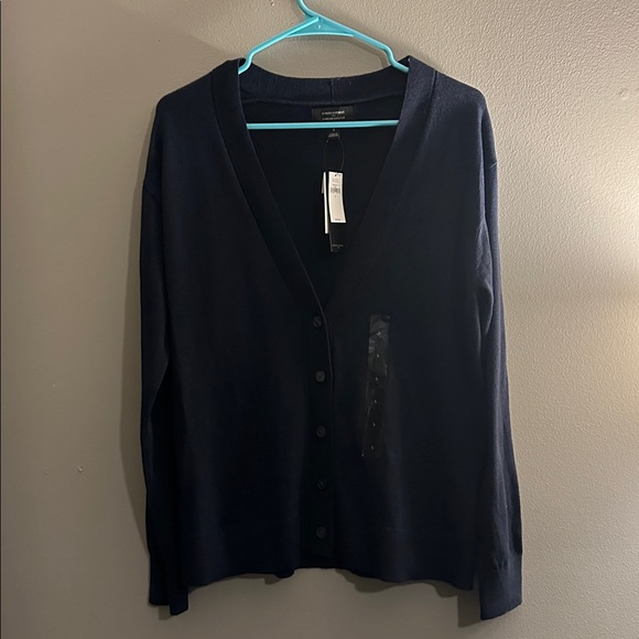 Banana Republic Navy Blue Cardigan NWT Minimalist Quiet Luxury Preppy Sweater - Picture 4 of 7